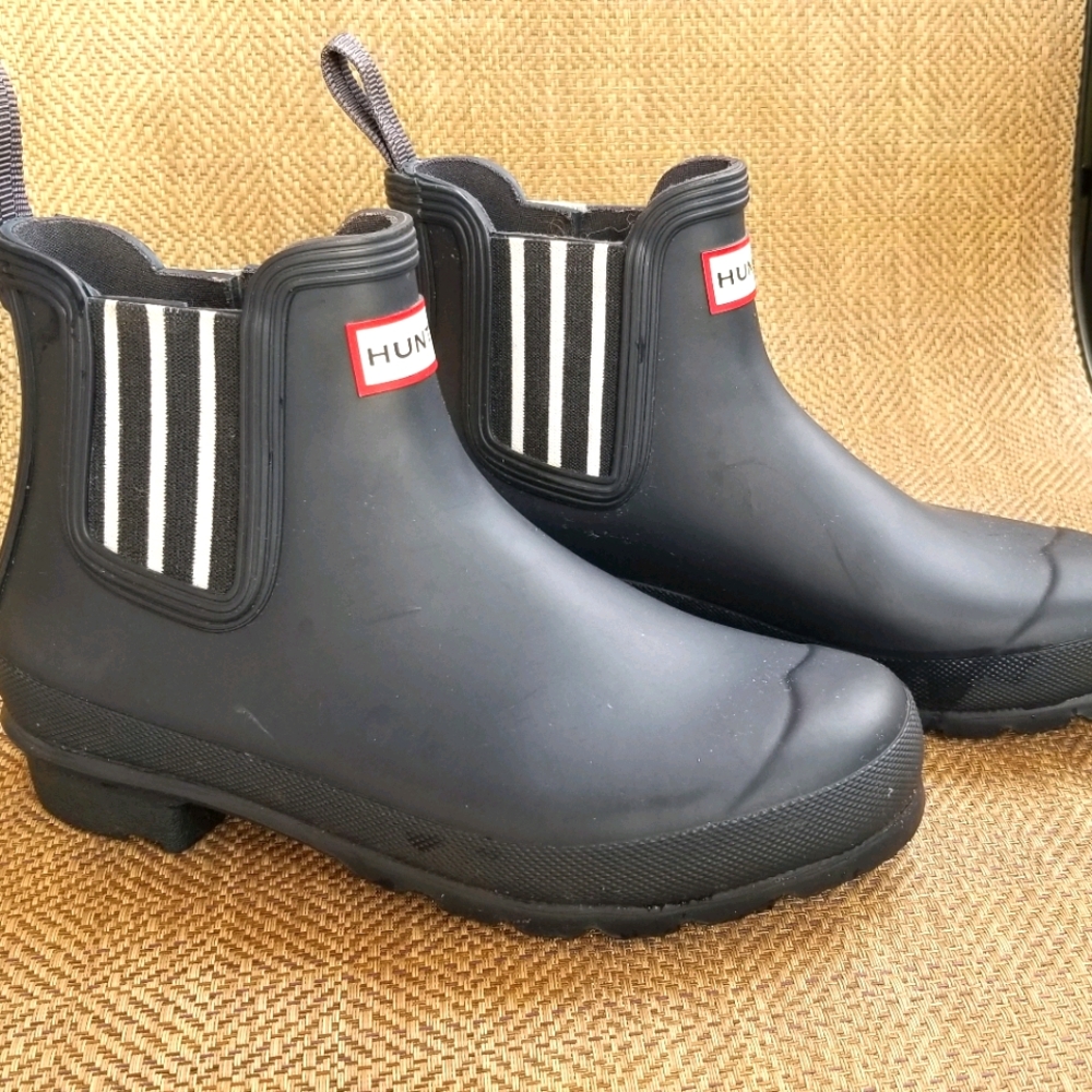 Hunter Chelsea Boots